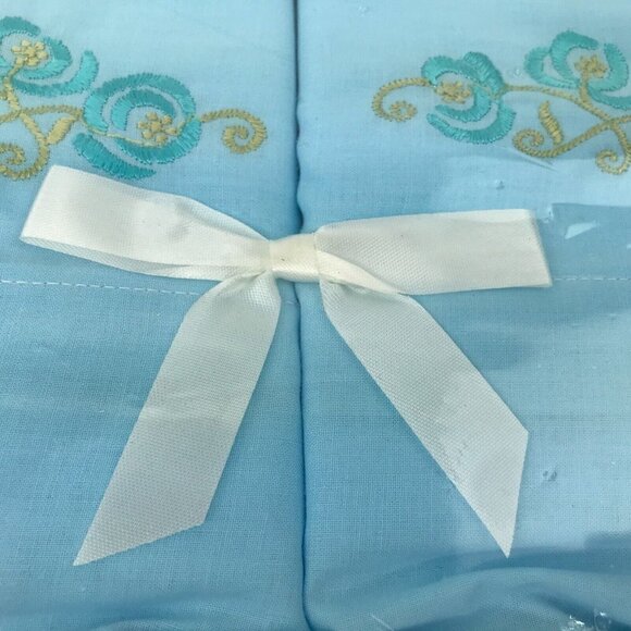 Vtg Sealed Riegel Permalux Gift Pillowcase Set Blue Embroidered Floral Design - Picture 5 of 10